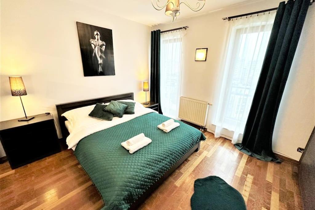 Exclusive Penthouse Near Citycenter 120M2 +Netflix Cracóvia Exterior foto
