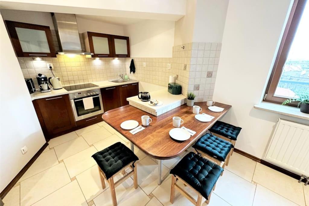 Exclusive Penthouse Near Citycenter 120M2 +Netflix Cracóvia Exterior foto