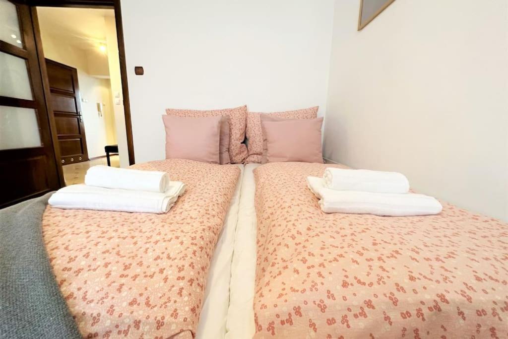 Exclusive Penthouse Near Citycenter 120M2 +Netflix Cracóvia Exterior foto