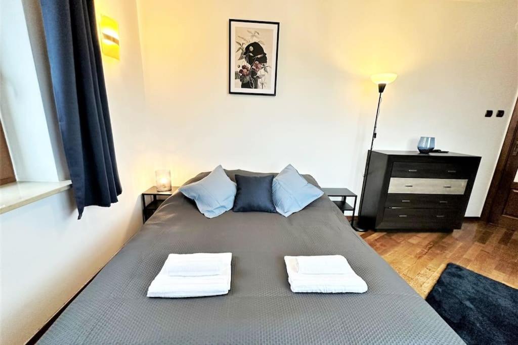 Exclusive Penthouse Near Citycenter 120M2 +Netflix Cracóvia Exterior foto