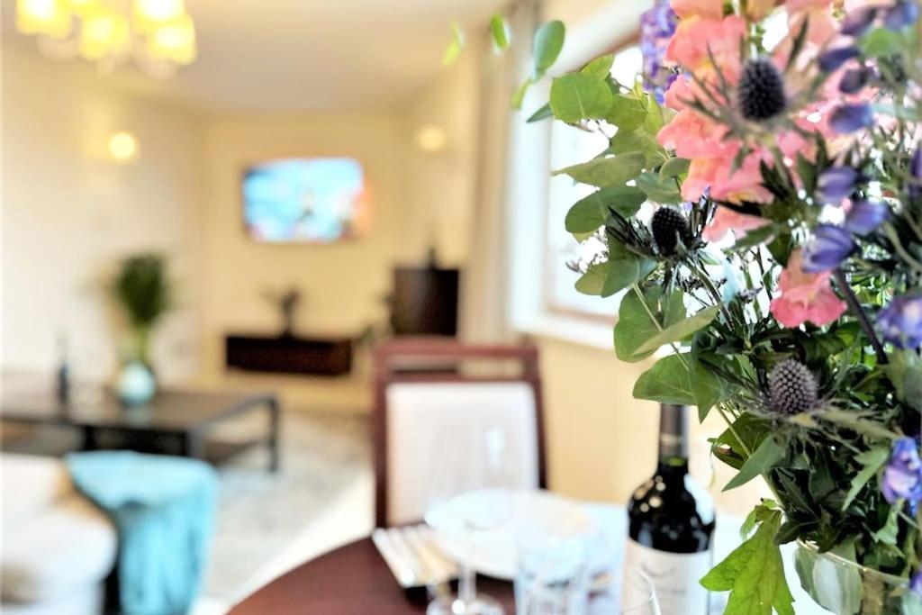 Exclusive Penthouse Near Citycenter 120M2 +Netflix Cracóvia Exterior foto