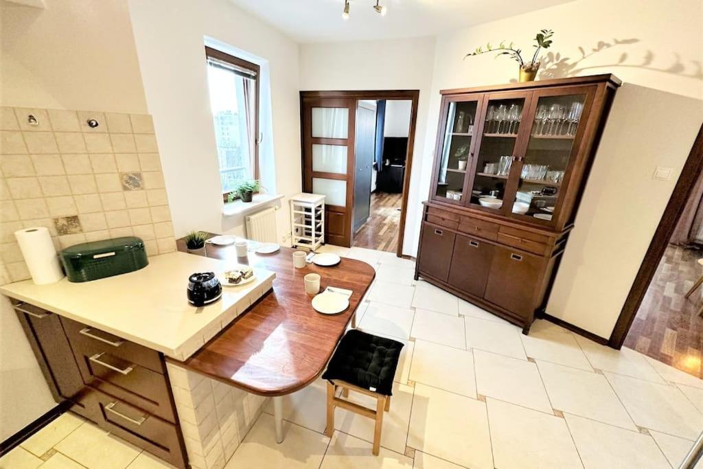 Exclusive Penthouse Near Citycenter 120M2 +Netflix Cracóvia Exterior foto