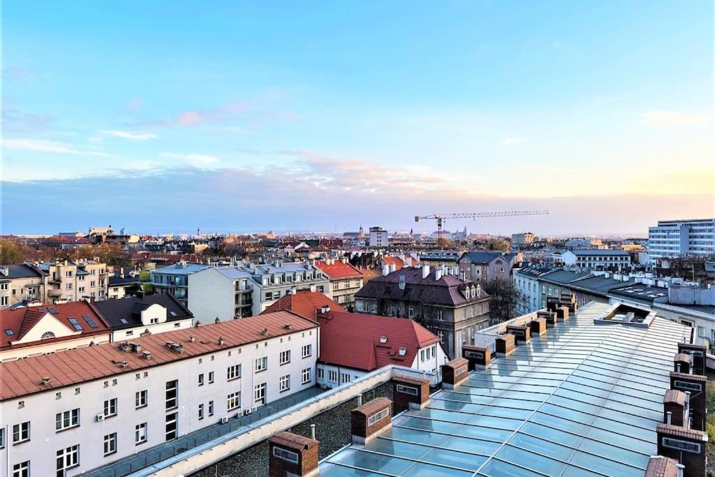 Exclusive Penthouse Near Citycenter 120M2 +Netflix Cracóvia Exterior foto
