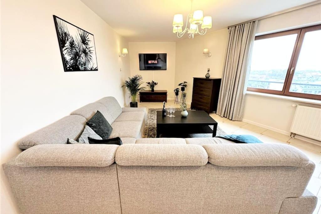 Exclusive Penthouse Near Citycenter 120M2 +Netflix Cracóvia Exterior foto