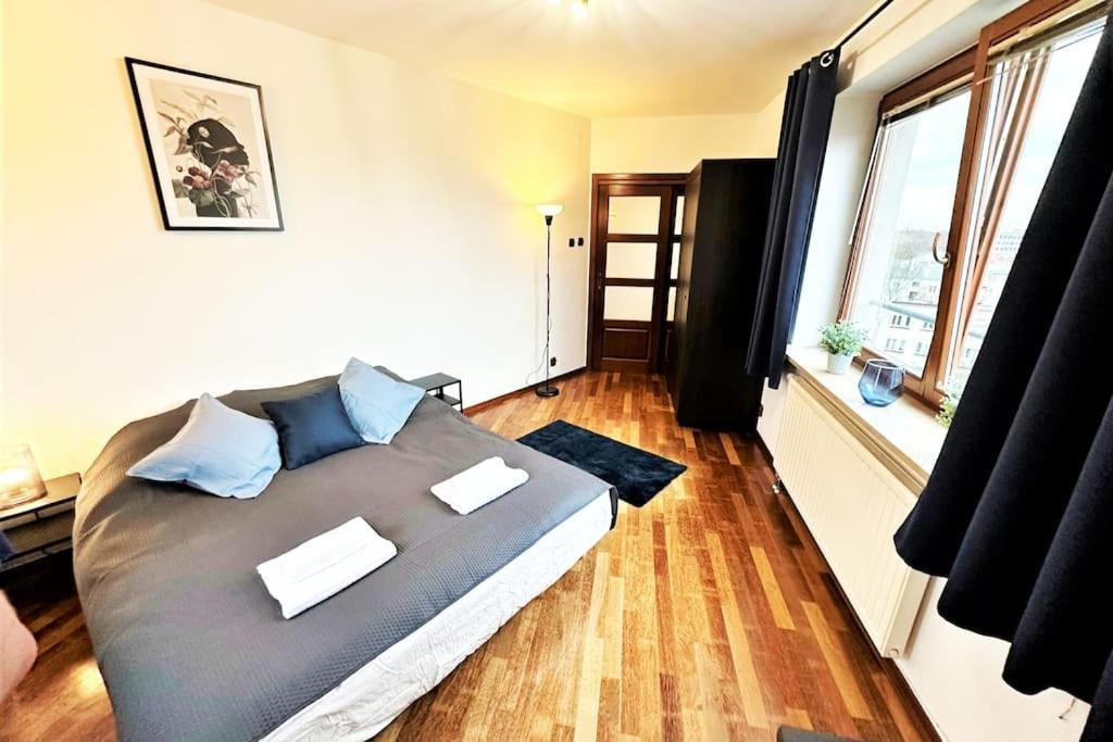 Exclusive Penthouse Near Citycenter 120M2 +Netflix Cracóvia Exterior foto