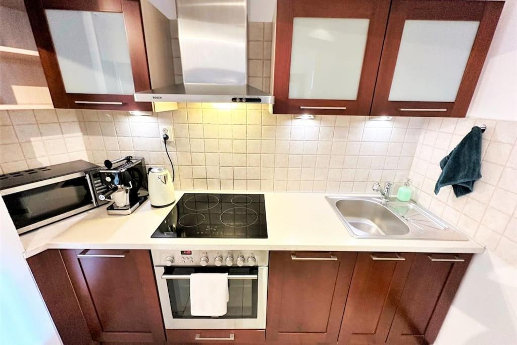 Exclusive Penthouse Near Citycenter 120M2 +Netflix Cracóvia Exterior foto